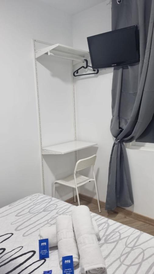 Hostal Vara 马德里 外观 照片