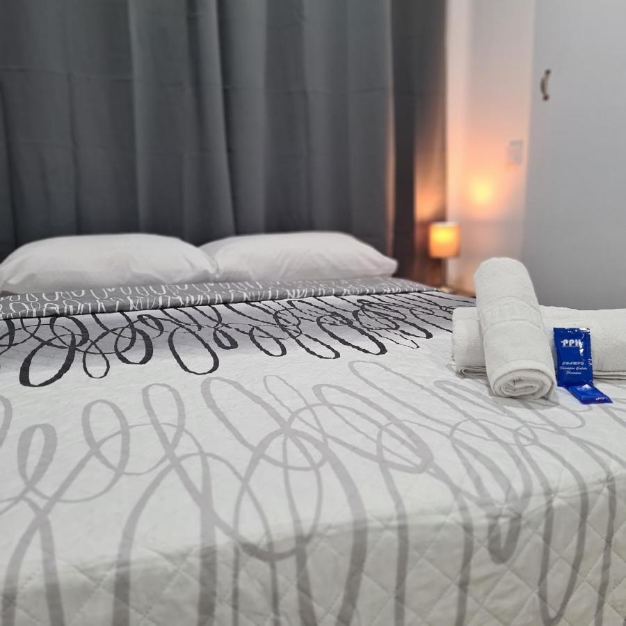 Hostal Vara 马德里 外观 照片